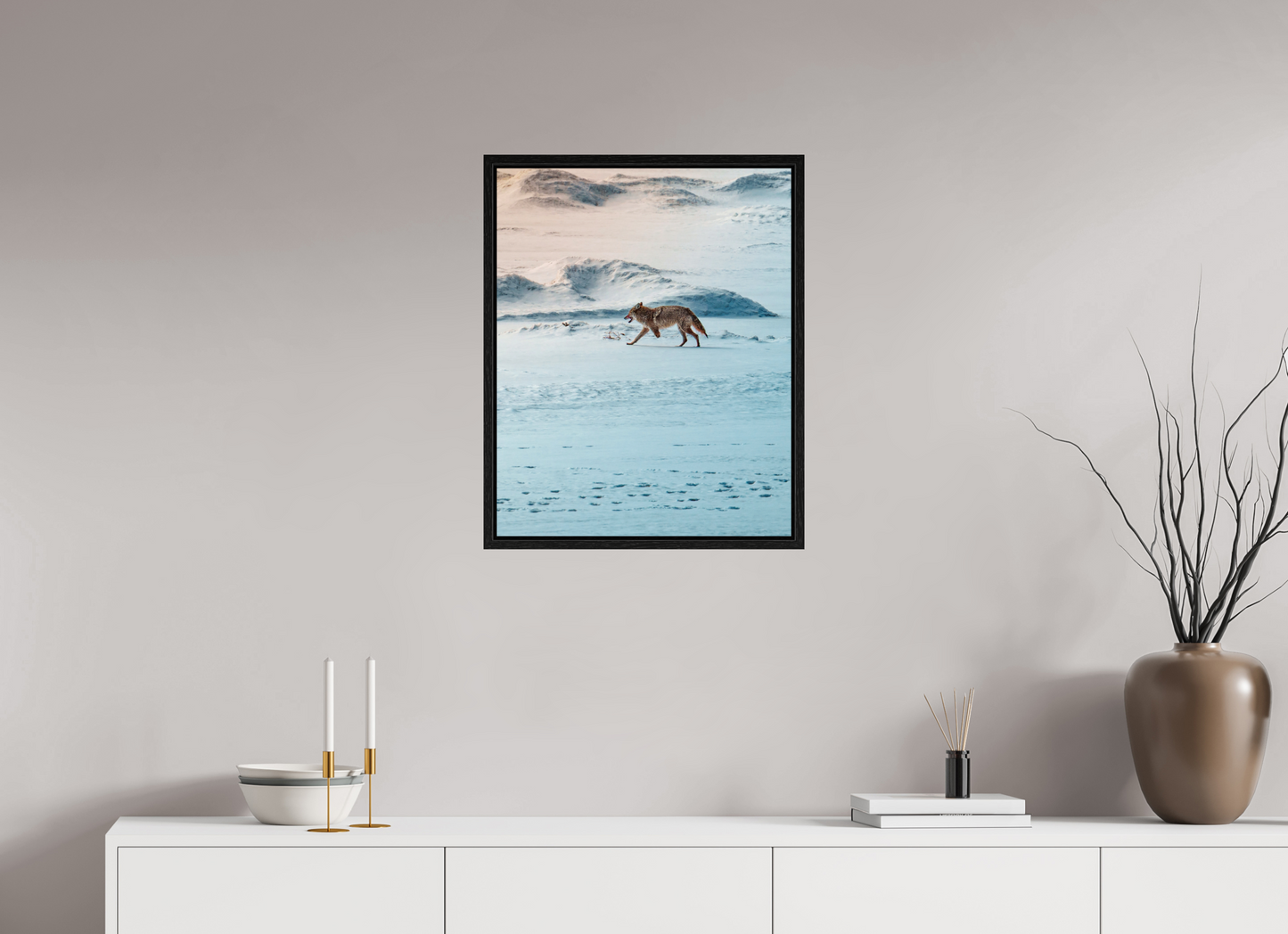 50 x 62.5 cm, Floater Frame Coyote on the frozen river